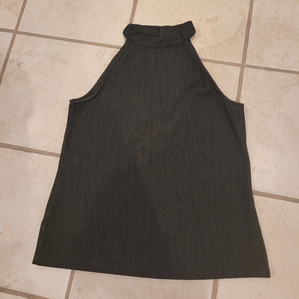 Sleeveless Blouse